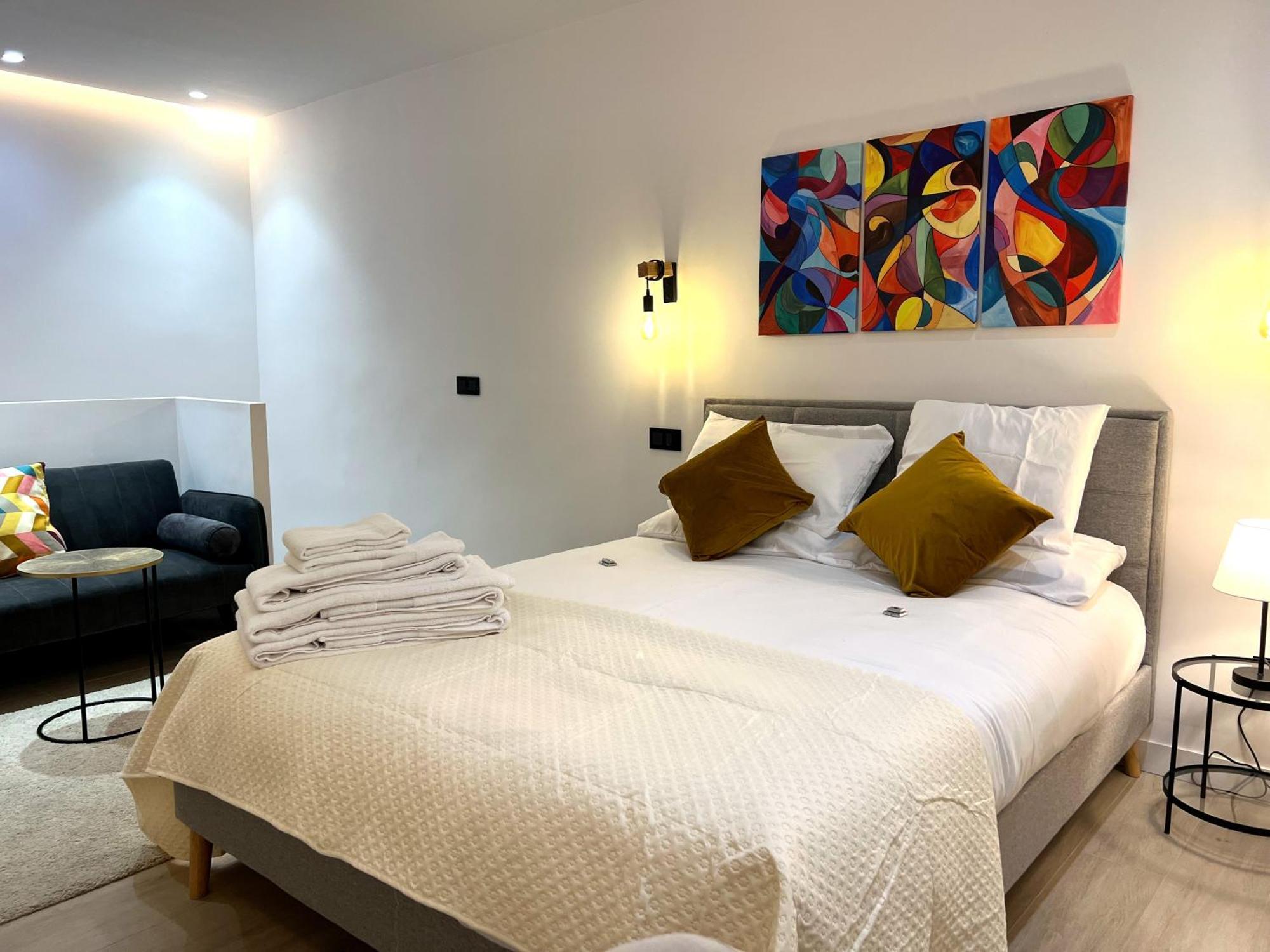 Duplex Moderno Y Acogedor Junto A Atocha Lägenhet Madrid Exteriör bild