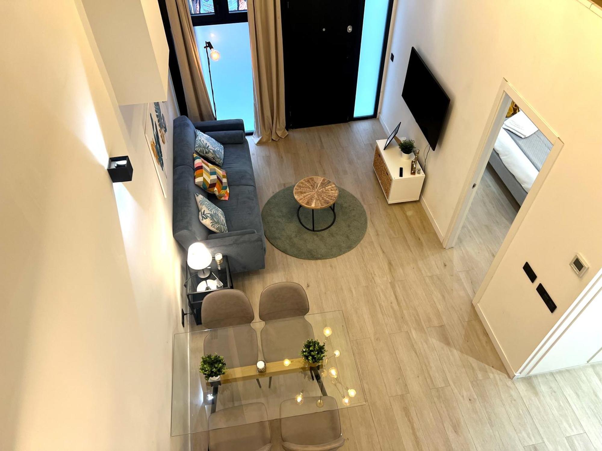 Duplex Moderno Y Acogedor Junto A Atocha Lägenhet Madrid Exteriör bild